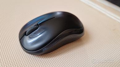 Mouse Logitech wireless senza filo