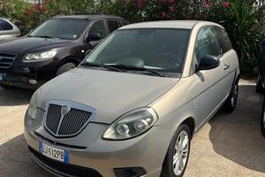 Lancia Ypsilon 1.3 MJT 75 CV Diva NEOPATENTATI PRO