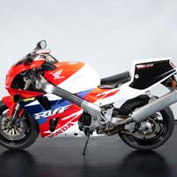 Honda RC 45 - RDS01454