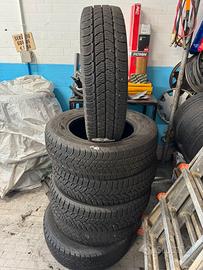 Gomme 195/75/16 Carico