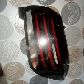 Coppia Fanali Posteriori LED Peugeot 208 