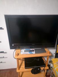 tv plazma 45 pollic marca hitachi funziona bene