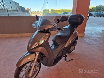 PEUGEOT GEOPOLIS 300