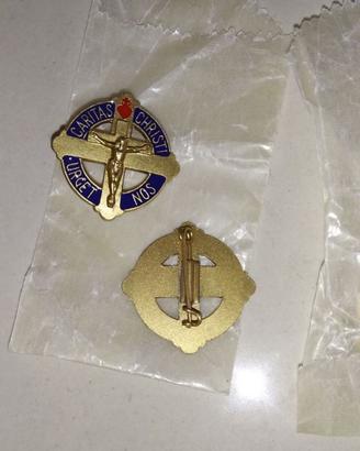 Spilla Distintivo della Caritas Christi Urget Nos