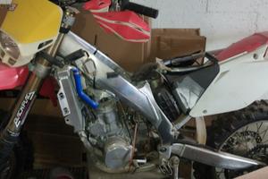 Telaio targato Honda cr 250 del 2002