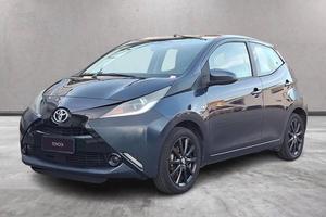 Toyota Aygo 1.0 x-play 5p