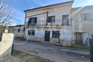 Casa Indipendente Vairano Patenora