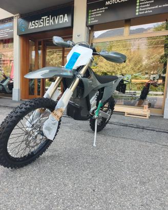 Stark Future Varg EX - 2026 PRONTA CONSEGNA