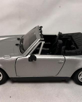 Polistil 1/25 Porsche 911 SC cabriolet