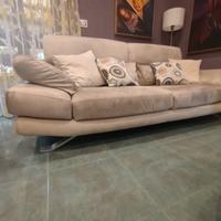 divano e poltrona di Poltronesofà 