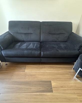 Divano e 2 pouf