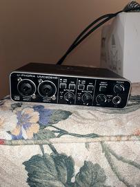 Behringer umc202hd