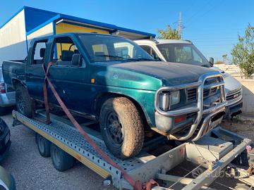NISSAN KING CAB DOUBLE CAB
