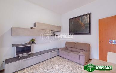 LUMINOSO TRILOCALE IN CENTRO A MAGENTA!