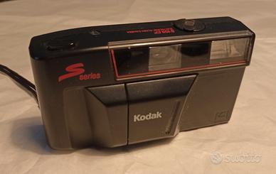 Fotocamera con pellicola Kodak S Series