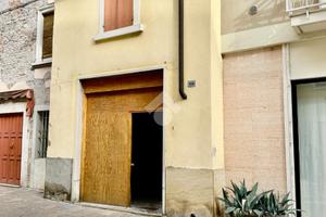 CASA SEMINDIPENDENTE A BUSSOLENGO