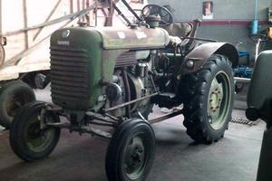 Trattore agricolo steyr 180a-2rm