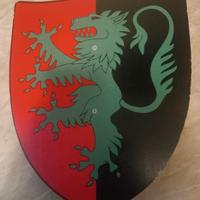 Scudo medievale in legno