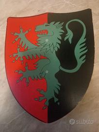 Scudo medievale in legno