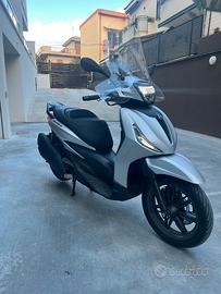 Piaggio Beverly 400 - 2022