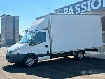 Iveco Daily 35C14 3.0 Cassonato - 2011 - Patente B