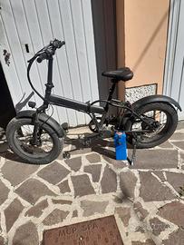 bicicletta elettrica 