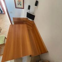 cassapanca  e tavolo da cucina