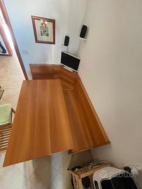 cassapanca  e tavolo da cucina