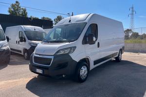 Peugeot BOXER PREMIUM 335 L3H2 2.2 BLUEHDI 140 CV.