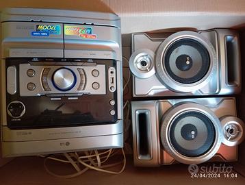 Stereo e due casse