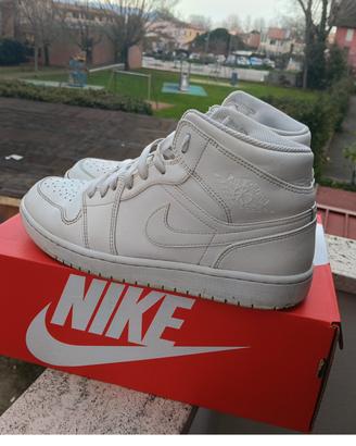 Nike Jordan bianche