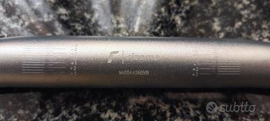 Manubrio Rizoma MA015 + Manop. Barracuda N1026-RN