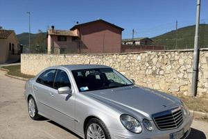 Mercedes E 320