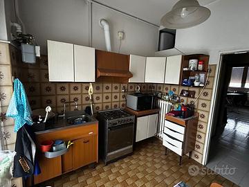 Cucina componibile anni ‘70