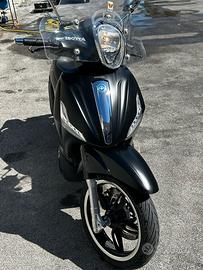 Beverly 350 police