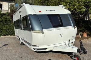 CARAVAN HOBBY545 DE LUXE