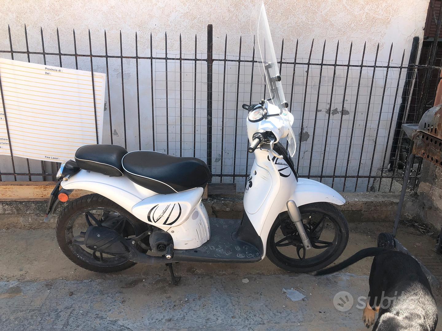 Moto Scarabeo Piaggio Usato Scarabeo 50 Moto E Scooter In Vendita