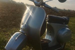 Vespa 50