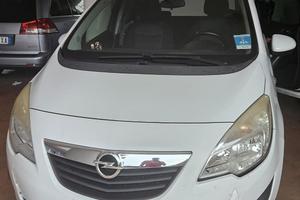 opel meriva 2011