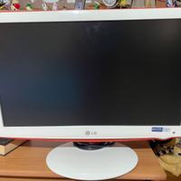 LG 22”