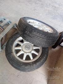 2 cerchi in lega Volvo 15" Adhara 940 740