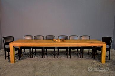 Tavolo artigianale in noce  Design italiano