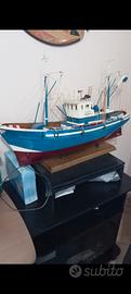 MODELLINO  NAVE PESCHERECCIO 