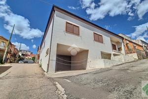 CASA SEMINDIPENDENTE A ARZACHENA