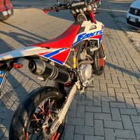 FANTIC M 125 4t casa