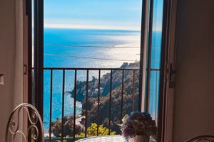 Una casa vista mare