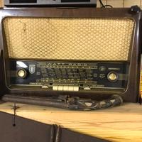 Radio con giradischi