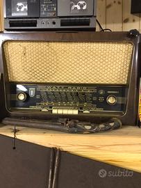 Radio con giradischi