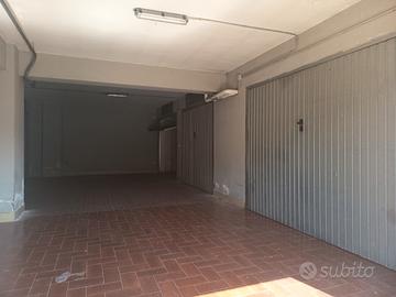 Atripalda - Centrale - Garage Pavimentato