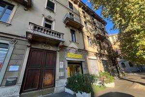 NEGOZIO A MILANO